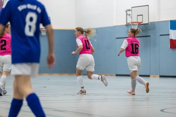 Bild 411 - F Loewinnen Hallen Cup
